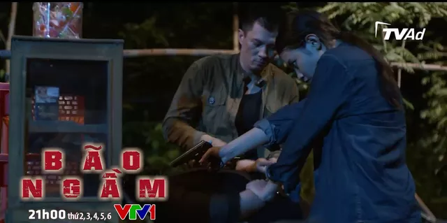 Hải Triều và nữ trinh sát phối hợp mở chốt