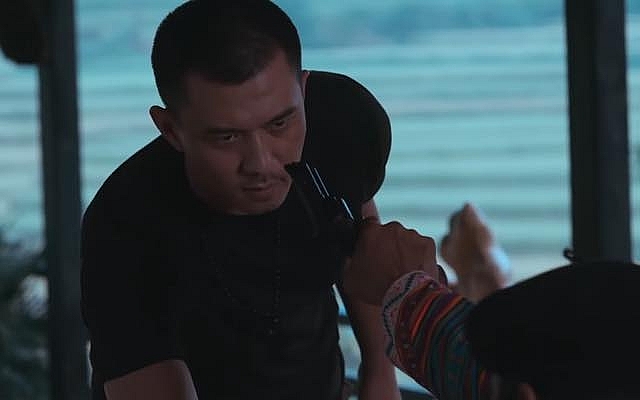 Diễn viên “Bão ngầm” bày tỏ sự xúc động khi phim kết thúc