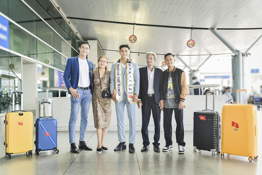 Quán quân Hữu Anh đi thi Man of The World 2021