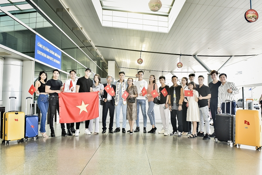 Quán quân Hữu Anh đi thi Man of The World 2021