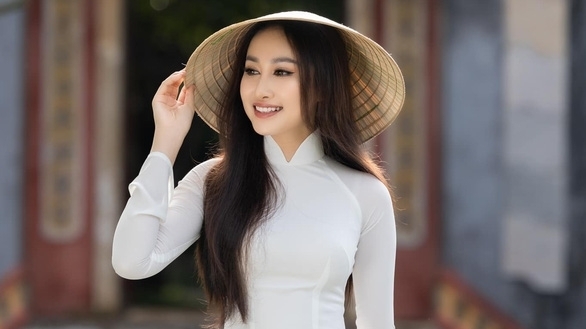 Người đẹp Đoàn Hồng Trang dừng chân ở top 25 Miss Global 2022
