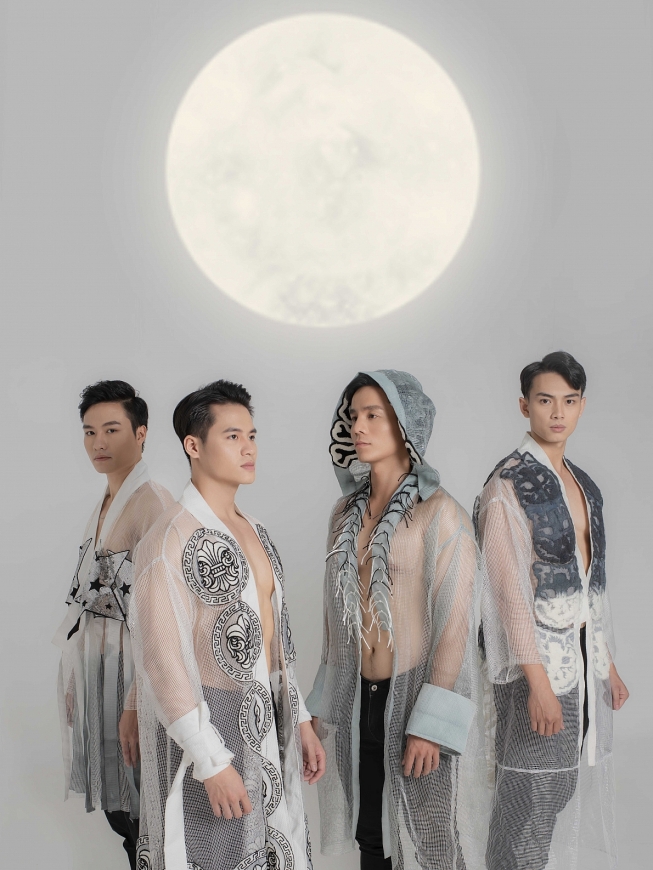 Trong thời gian nghỉ dịch, dàn Nam vương đã tăng cường tập luyện củng cố sức khỏe và hình thể hoàn hảo hơn