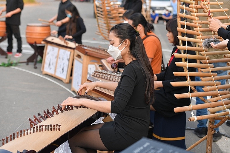 Cờ Việt Nam sẽ bao trùm mái vòm lớn nhất thế giới