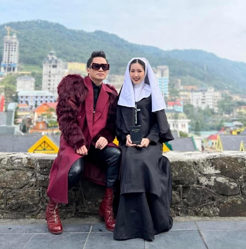 Ca sĩ Tùng Dương và Hoa khôi Trần Nam Phương