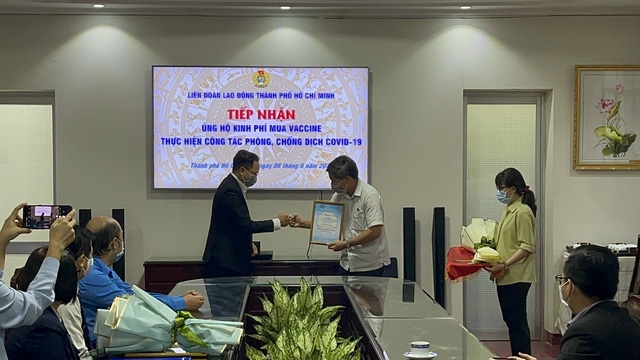 Tập đoàn Richard ủng hộ 300 triệu đồng mua Vaccine phòng, chống dịch Covid-19