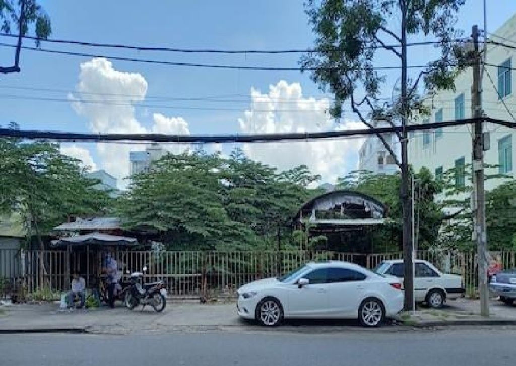 Khu đất 12 Nguyễn Trãi, phường Cái Khế, quận Ninh Kiều