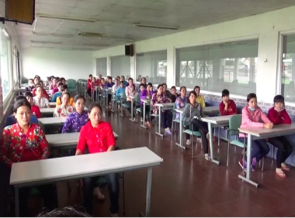 Nhiều công nhân ở Hậu Giang được Công ty Tây Nam hỗ trợ đào tạo mong Dự án đầu tư xây dựng cụm nhà máy chế biến nông, thủy sản Tây Nam sớm hoạt động trở lại để có công việc ổn định và được làm việc gần nhà