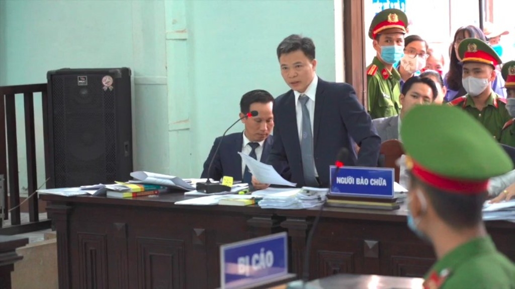 Luật sư Đỗ Văn Nhặn nêu các căn cứ khẳng định kết luận của Trung tâm Pháp y Thừa Thiên – Huế là không khách quan, không đúng sự thật