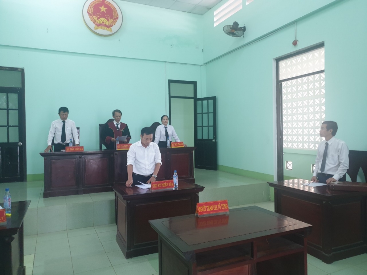 HĐXX tuyên án HĐXX tuyên án
