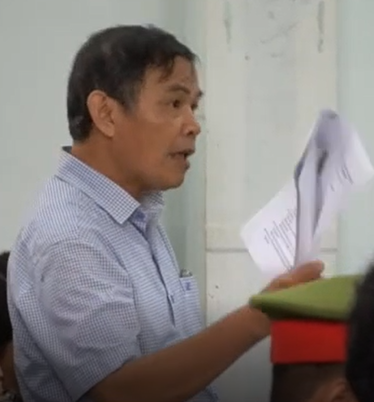 Ông Nguyễn Hoài An trình bày trước phiên sơ thẩm