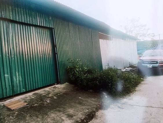 Hộ ông Nguyễn Văn Biên lấn chiếm, làm nhà xưởng trên đất khu đầm, lò gạch