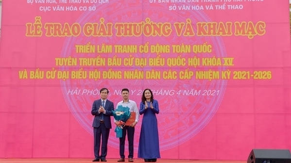 Trao giải, khai mạc triển lãm tranh cổ động tuyên truyền về bầu cử