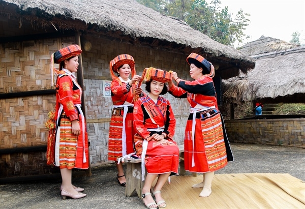 Ưu tiên bảo tồn và phát huy giá trị văn hóa truyền thống của vùng đồng bào các dân tộc thiểu số