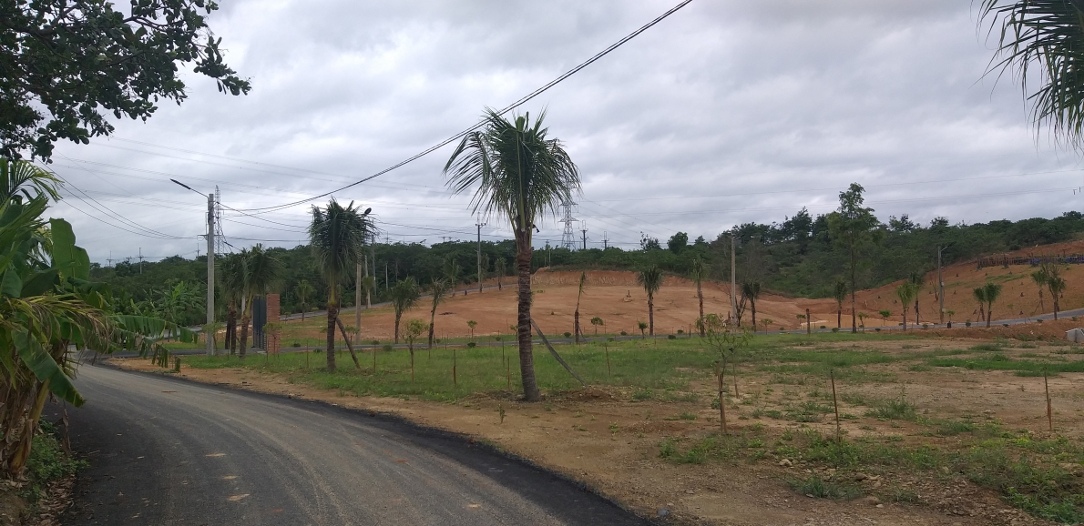 Cán bộ công an khai 