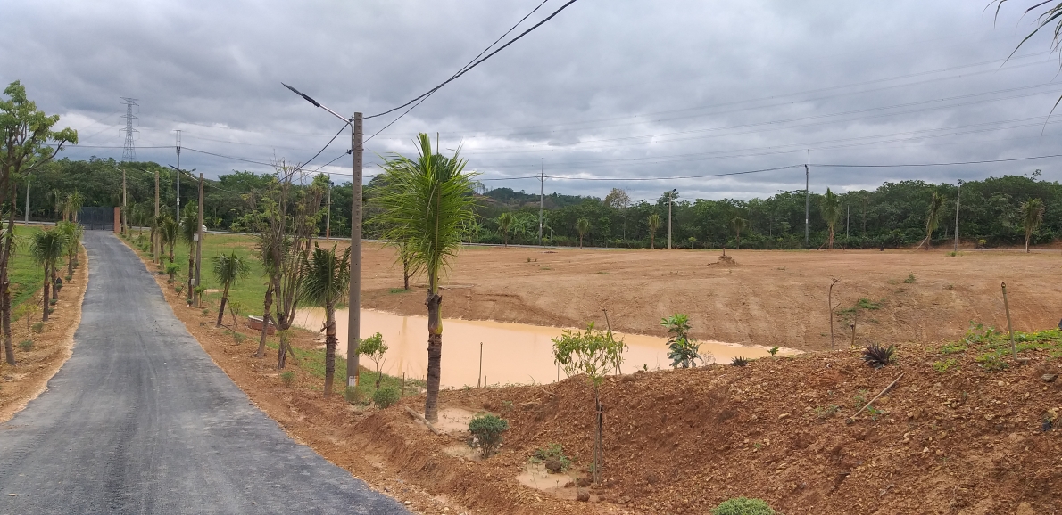 Cán bộ công an khai 