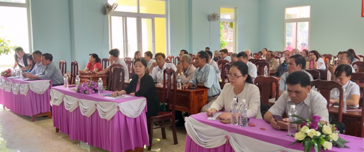 Huyện Cư Mgar, tỉnh Đắk Lắk: Ra mắt Câu lạc bộ Liên thế hệ tự giúp nhau thôn 4 xã Cư Suê.