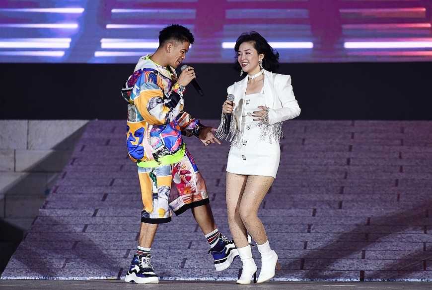 Khán giả cuồng say với đại tiệc hoành tráng chưa từng có New Year Countdown 2021 Nam Phú Quốc