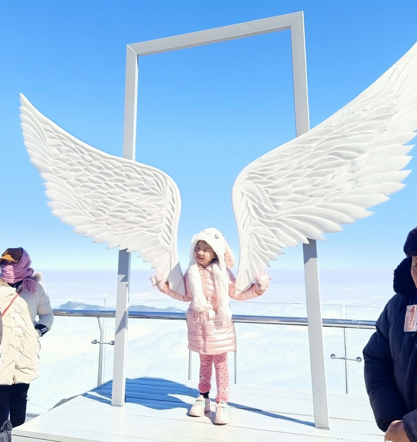 Dự báo có tuyết rơi cuối tuần này, du lịch Sa Pa lại “chiếm sóng”