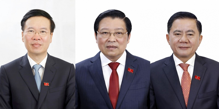 Từ trái qua: Đồng chí Võ Văn Thưởng, Trưởng Ban Tuyên giáo Trung ương; Đồng chí Phan Đình Trạc, Trưởng ban Nội chính Trung ương; Đồng chí Trần Cẩm Tú, Chủ nhiệm Uỷ ban Kiểm tra Trung ương.