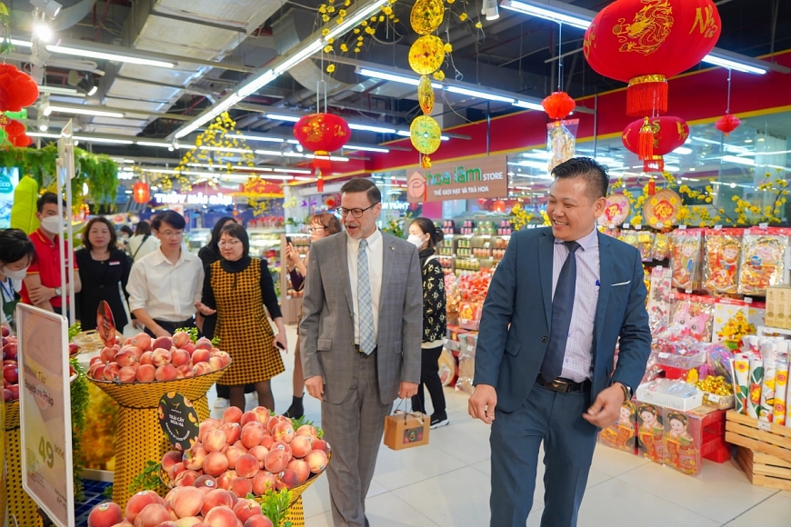 WinMart thúc đẩy tiêu thụ Đào và Xuân Đào Australia vào thị trường Việt Nam