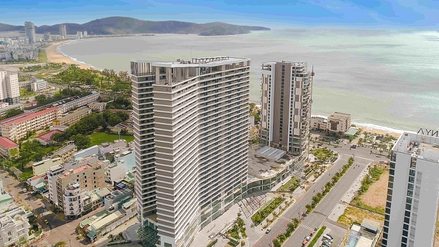 FLC Sea Tower Quy Nhon thu hút với vị trí ven biển