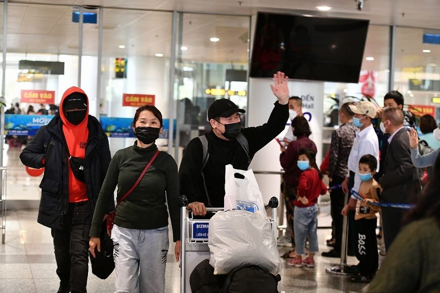 Cái vẫy tay hồ hởi khi được trở về quê nhà