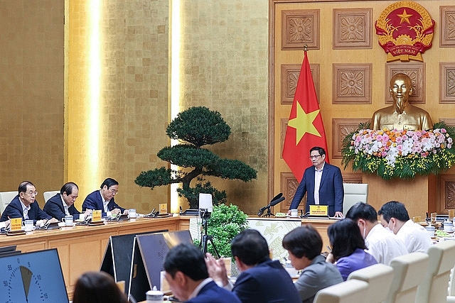 Thủ tướng yêu cầu cần coi trọng hơn nữa công tác tuyên truyền, nâng cao nhận thức của các cấp ủy, chính quyền, người dân về vai trò, vị trí, tầm quan trọng của hoạt động, công tác người cao tuổi và đóng góp của người cao tuổi - Ảnh: VGP/Nhật Bắc