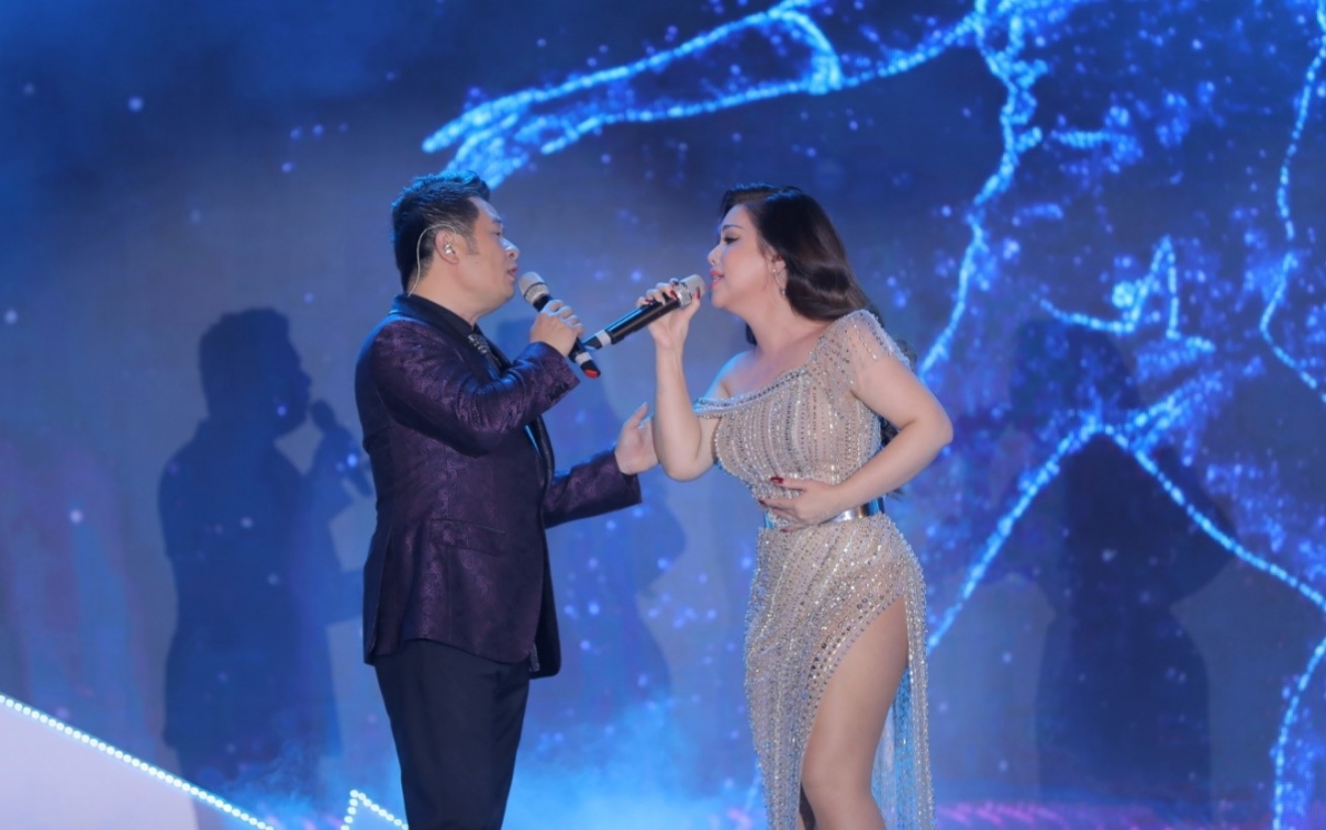 Bằng Kiều – Minh Tuyết hội ngộ, ngọt ngào kể chuyện tình yêu trên sân khấu FLC Sầm Sơn