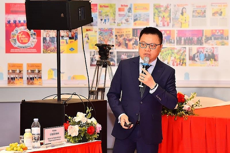  Nhà báo Lê Quốc Minh phát biểu. (Ảnh: THỦY NGUYÊN)