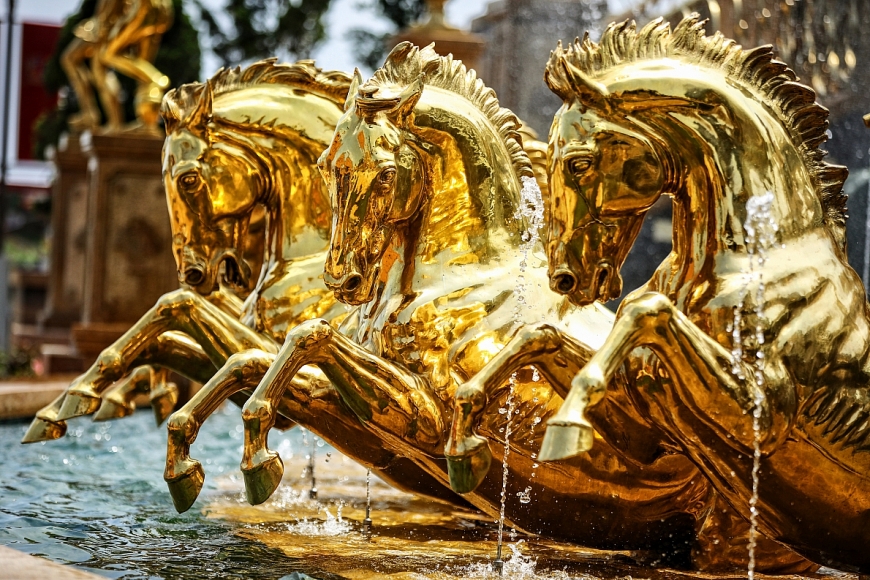 Khám phá “đại tiệc của các vị thần” trên đỉnh núi Chúa Bà Nà