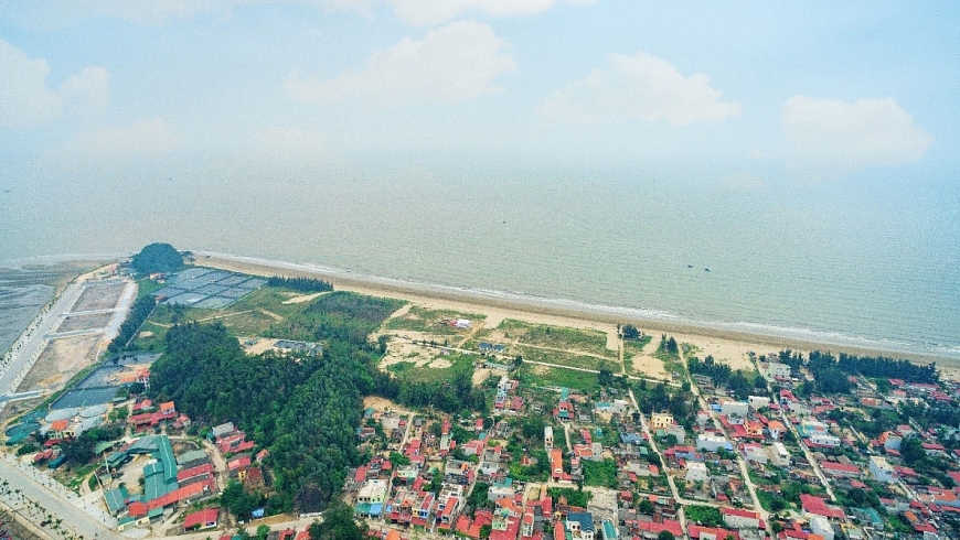 Bất động sản nghỉ dưỡng tại Thanh Hóa đang xuất hiện nhiều xu hướng mới bên cạnh các mô hình cũ, tạo nên cơn sốt trong giới đầu tư.