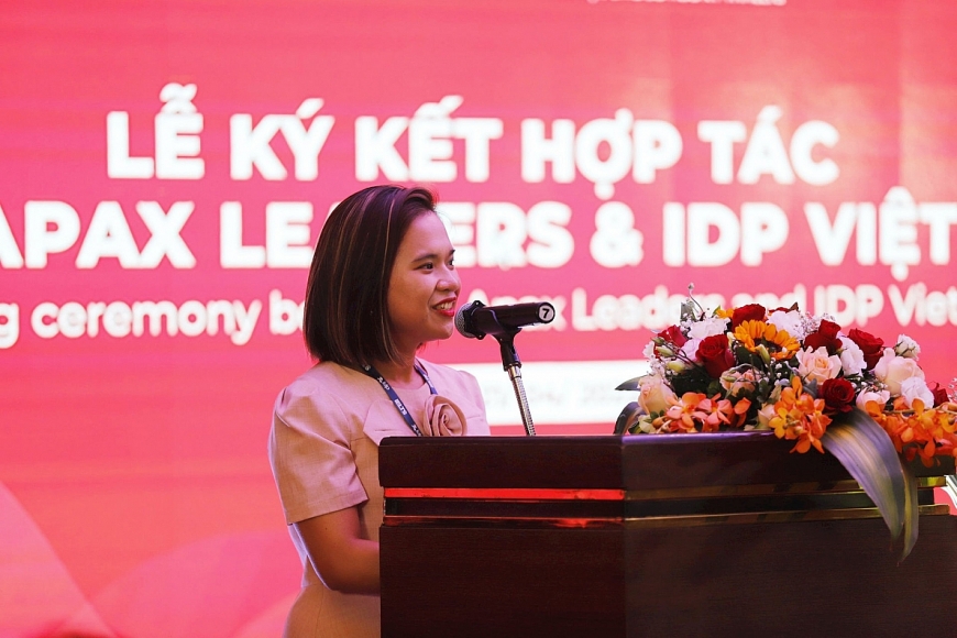 Bà Bạch Lan Hương – Quản lý phát triển bài thi IELTS khu vực miền Bắc và miền Trung IDP Việt Nam.