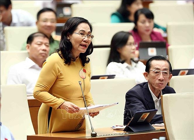 Đại biểu Quốc hội TP Hồ Chí Minh Nguyễn Thị Lệ phát biểu ý kiến. Ảnh: Phạm Kiên/TTXVN
