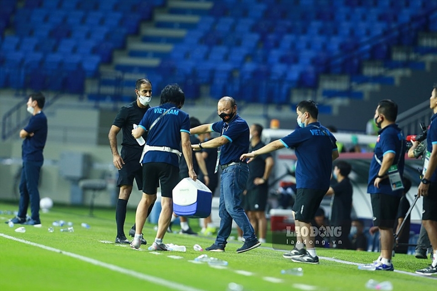 Ông Park sẽ bị cấm chỉ đạo trận gặp UAE. Ảnh: Trung Thu