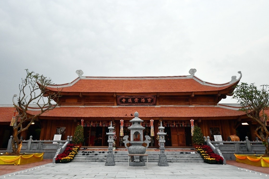 “Lạc bước” trong không gian thiền tịnh bên vịnh Hạ Long