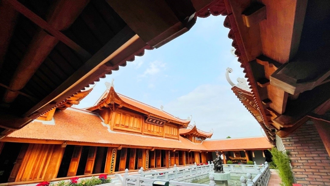 “Lạc bước” trong không gian thiền tịnh bên vịnh Hạ Long