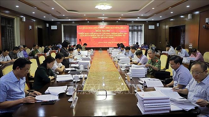 Ngày 2/6/2022, Đoàn công tác số 3 của Ban Chỉ đạo Trung ương về phòng, chống tham nhũng, tiêu cực do đồng chí Nguyễn Trí Tuệ, Phó Chánh án Thường trực Tòa án nhân dân tối cao, Phó Trưởng đoàn dẫn đầu làm việc với Ban Thường vụ Tỉnh ủy Quảng Ninh. Ảnh minh hoạ: Đức Hiếu/TTXVN