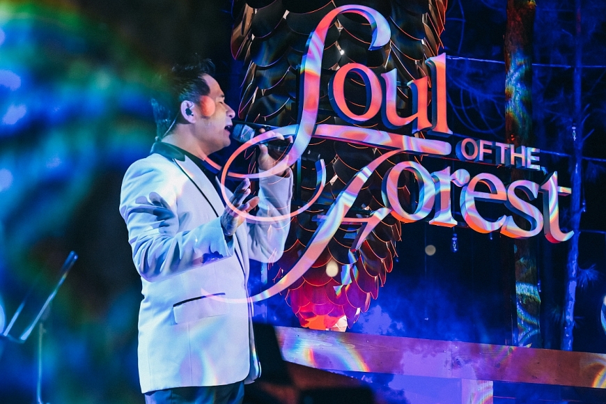 Bằng Kiều sâu lắng trong những bản tình ca bất hủ làm nên tên tuổi của anh 