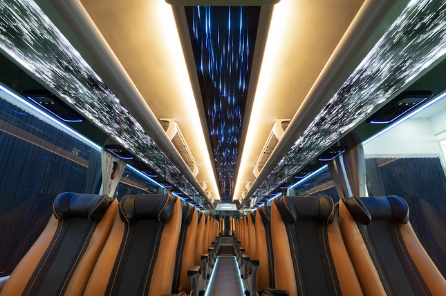 Thaco Auto hợp tác cùng Daimler phân phối xe buýt Mercedes-Benz tại Việt Nam