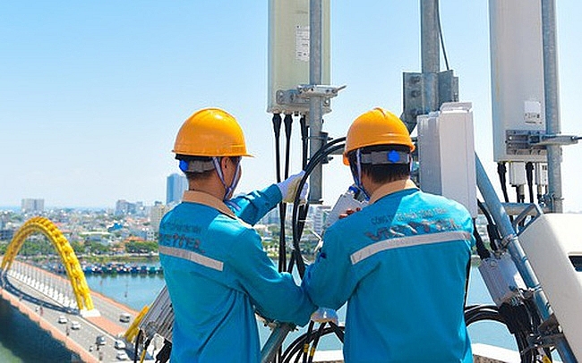 Tổng giá trị hỗ trợ các khách hàng bị ảnh hưởng bởi COVID-19 tính từ đầu năm 2020 đến nay là gần 23.000 tỷ đồng. Ảnh: CT.