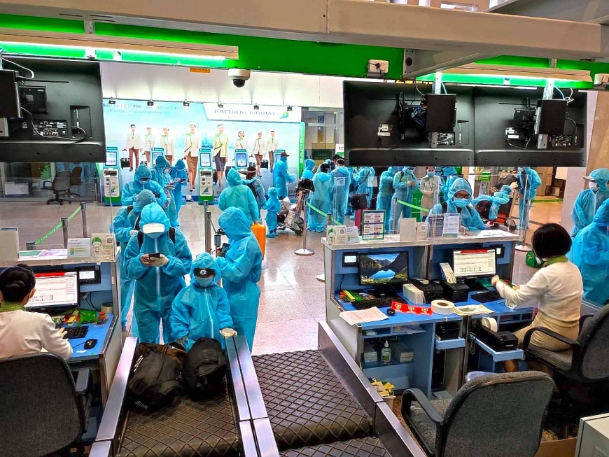 Bamboo Airways bay đưa người dân về Hà Tĩnh