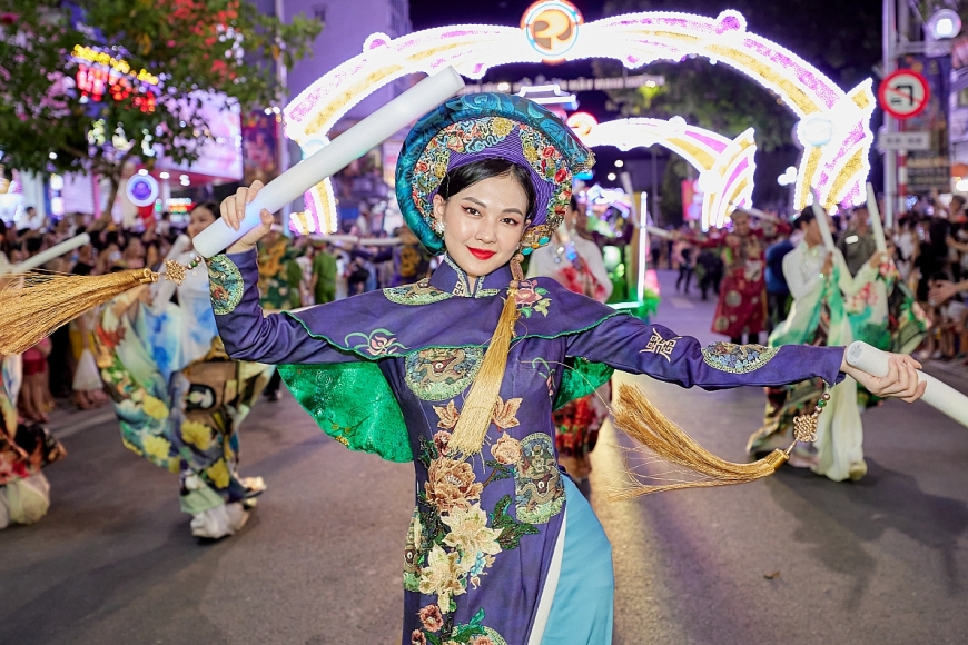 “Bản đồ Carnival” định vị chương mới cho du lịch Hà Nam