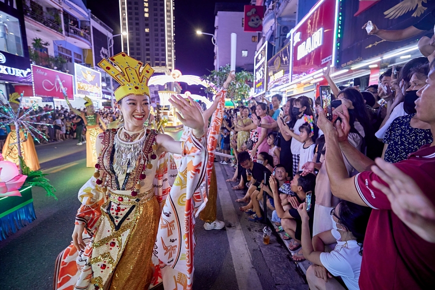 “Bản đồ Carnival” định vị chương mới cho du lịch Hà Nam