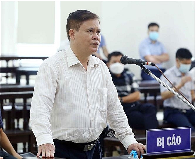 Bị cáo Nguyễn Xuân Thủy (cựu Phó Trưởng phòng đầu tư dự án, Công ty cổ phần Hóa dầu và Nhiên liệu sinh học Dầu khí) khai báo trước tòa. Ảnh: Phạm Kiên/TTXVN