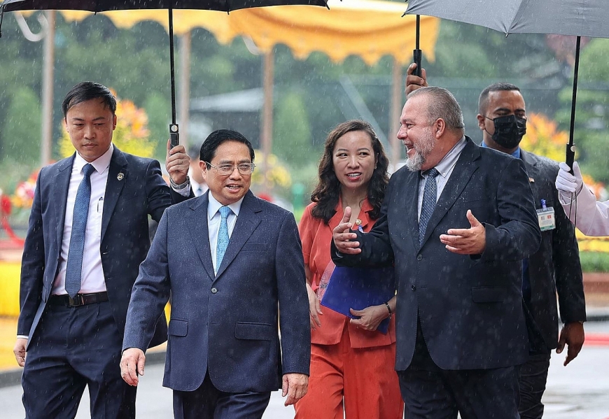 Thủ tướng Phạm Minh Chính chủ trì Lễ đón Thủ tướng Cuba Manuel Marrero Cruz