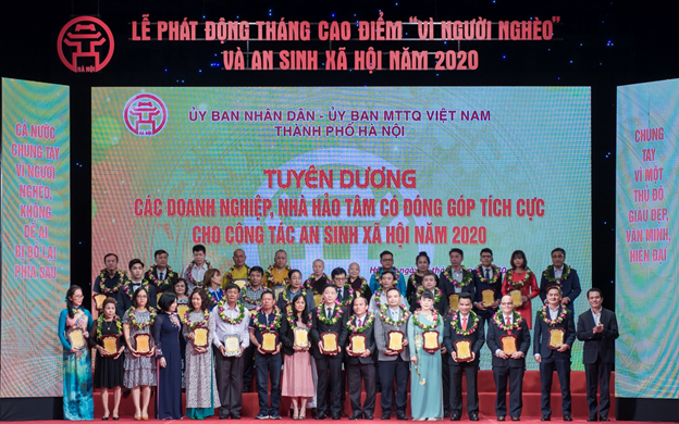Với nhiều đóng góp tích cực, Tập đoàn CEO được tuyên dương là doanh nghiệp có nhiều đóng góp cho công tác an sinh xã hội năm 2020. 0522 ceo group