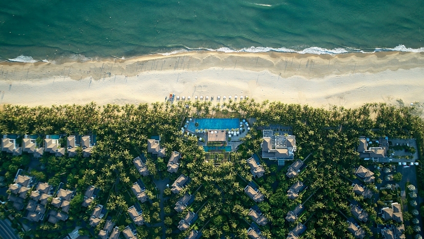 Premier Village Danang Resort bên bãi biển Mỹ An, Đà Nẵng