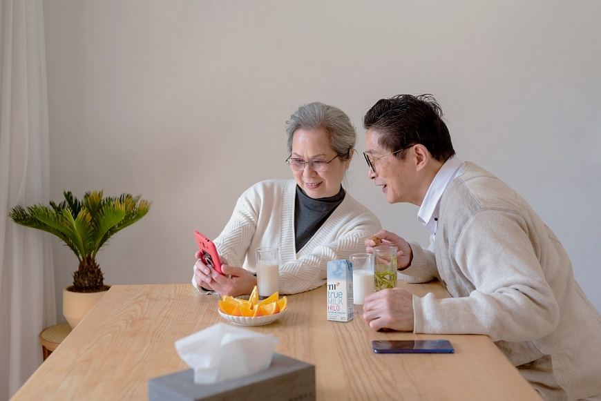 Canxi được bổ sung trong TH true MILK HILO là nguồn canxi sữa cao cấp, giúp người dùng mọi lứa tuổi có hệ xương chắc khỏe