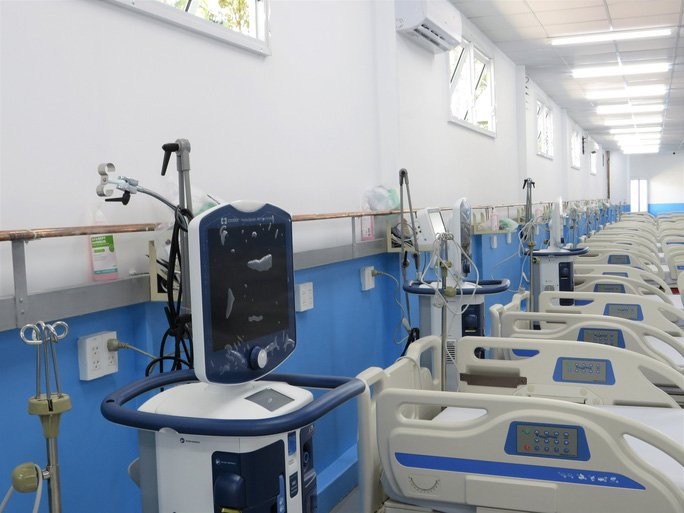Khoa hồi sức tích cực bệnh nhân COVID-19 có quy mô 50 giường với nhiều trang thiết bị hiện đại