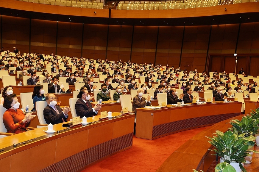 Tổng Bí thư Nguyễn Phú Trọng cùng các đồng chí lãnh đạo Đảng, Nhà nước và đại biểu dự phiên bế mạc Kỳ họp thứ hai, Quốc hội khóa XV. Ảnh: Trí Dũng/TTXVN